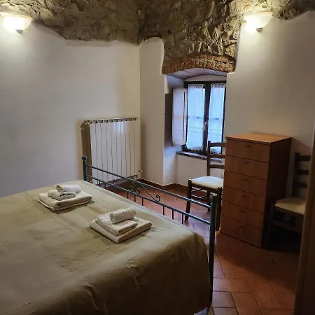 公寓 Casa Fiore 4
